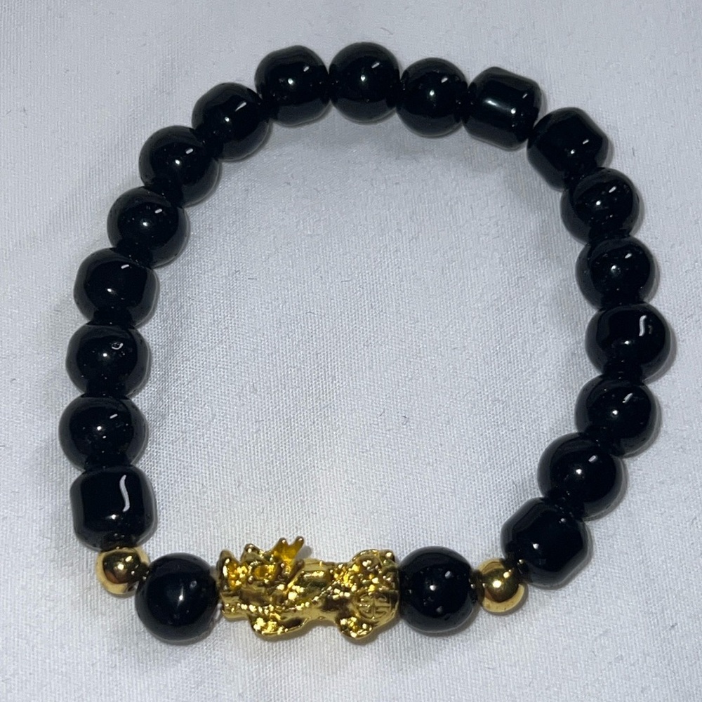 Feng Shui Bracelet Beads Dragon Protection to Attract Wealth and good luck NWT.